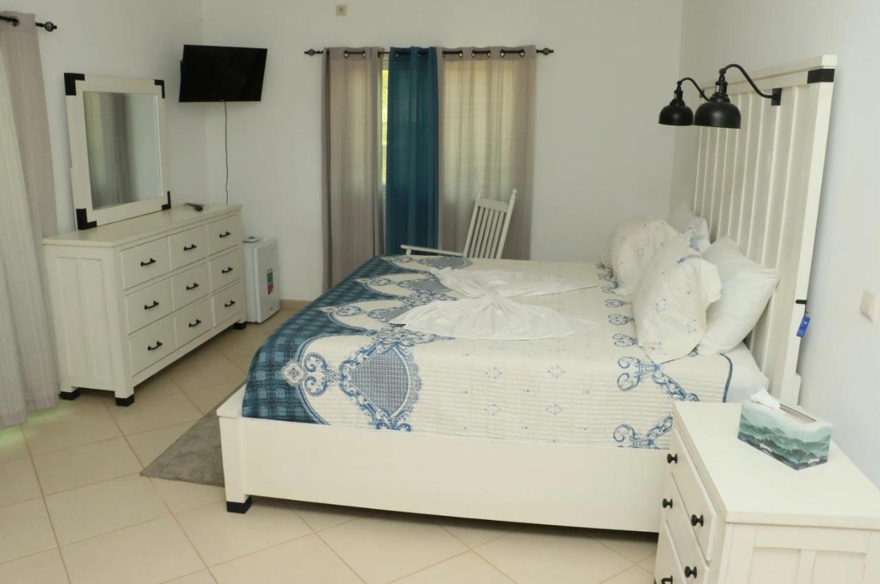 Cidade Paradise Guesthouse Cidade Velha Exterior photo